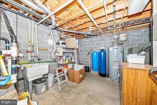 10523 ROLLING GREEN CT, Clarksburg, MD 20871