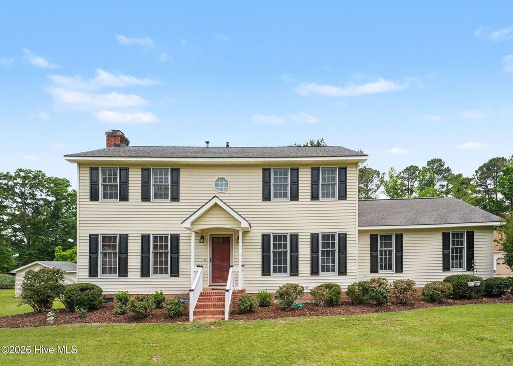 105 Dogwood Drive, Kenly, NC 27542
