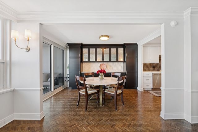 1630 Sheridan Road 8K, Wilmette, IL 60091