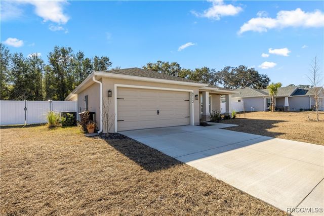 9112 SE 41st Court Road, Ocala, FL 34480