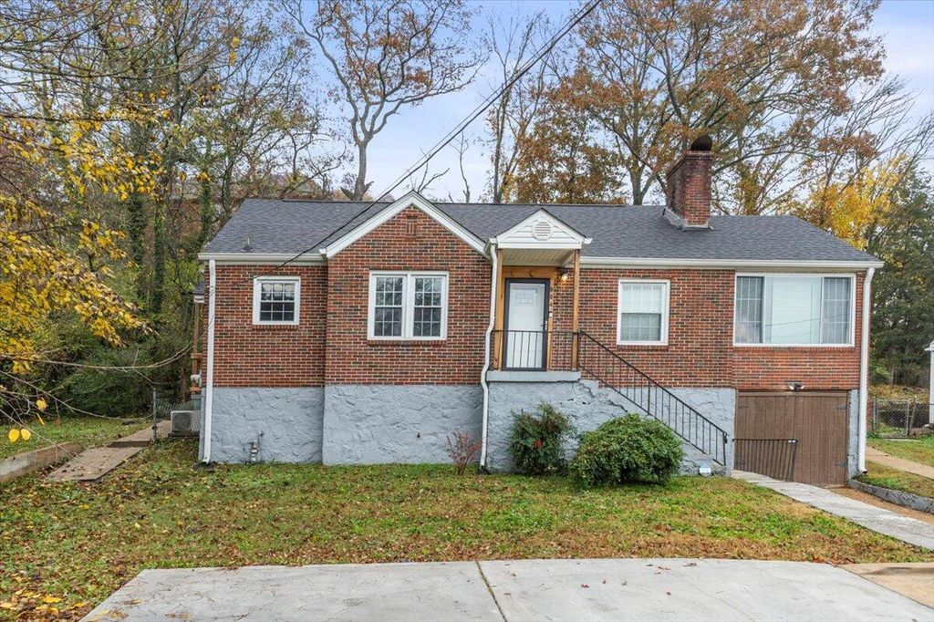 904 Glenwood Drive, Chattanooga, TN 37406