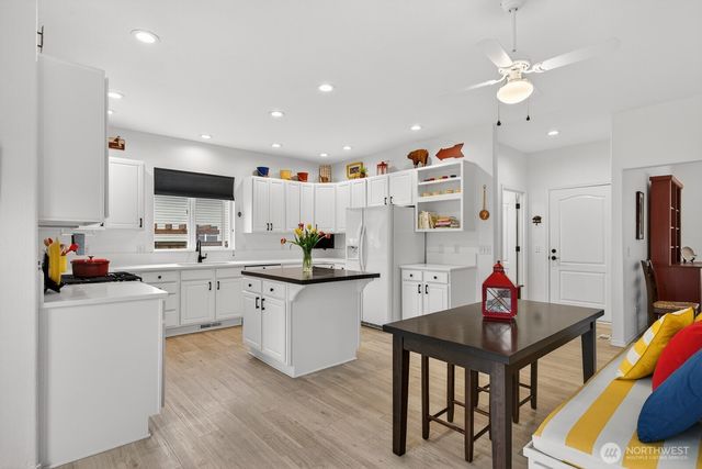 1906 Copper Pond Place, Anacortes, WA 98221