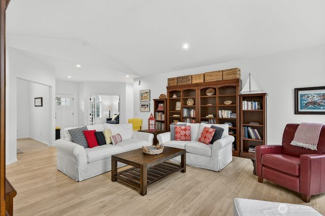 1906 Copper Pond Place, Anacortes, WA 98221