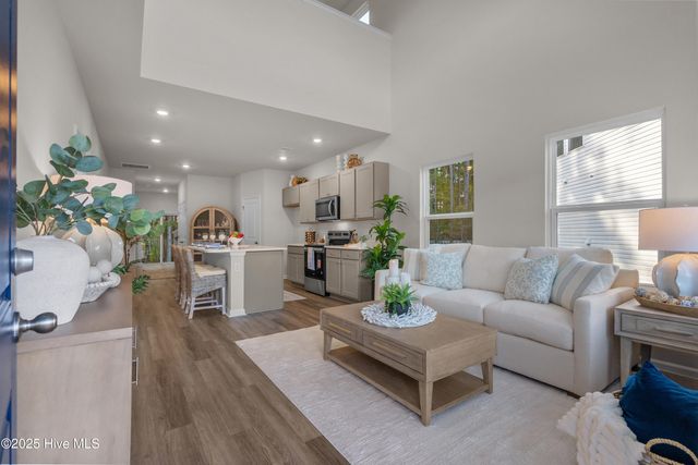 842 Palm Frond Way NW, Calabash, NC 28467