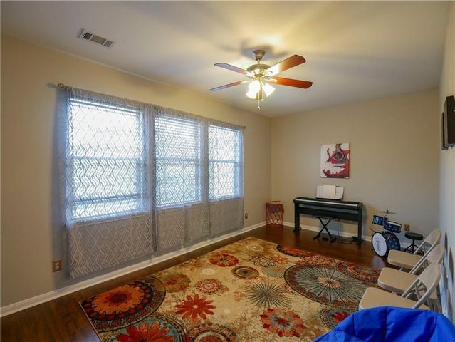 702 S Frontier LN, Cedar Park, TX 78613