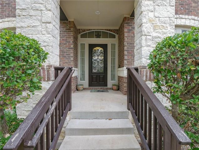 702 S Frontier LN, Cedar Park, TX 78613