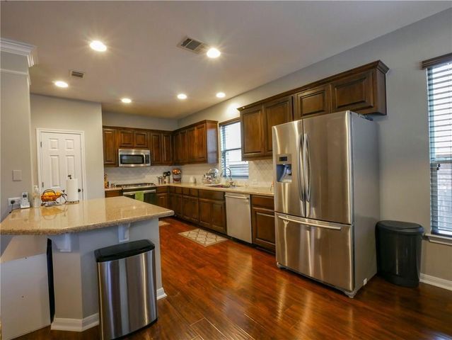 702 S Frontier LN, Cedar Park, TX 78613