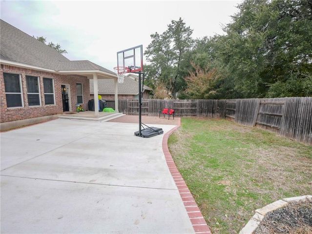 702 S Frontier LN, Cedar Park, TX 78613