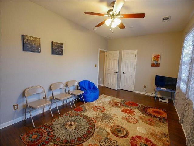 702 S Frontier LN, Cedar Park, TX 78613