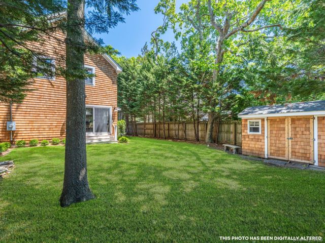 2 Heather Drive, Remsenburg, NY 11960