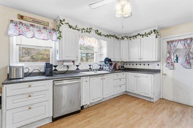 222 Biron Street, Manchester, NH 03102