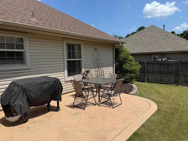 1995 Shelby Drive, Benton, AR 72015