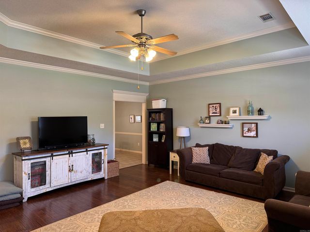 1995 Shelby Drive, Benton, AR 72015