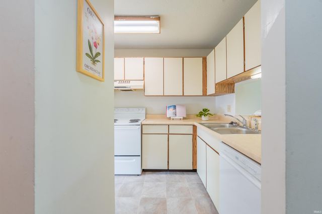 598 E Graham Place, Bloomington, IN 47401