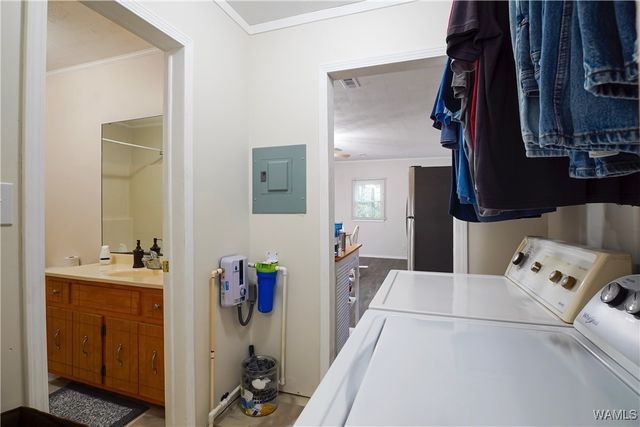 242 Sand Mountain, Centreville, AL 35042