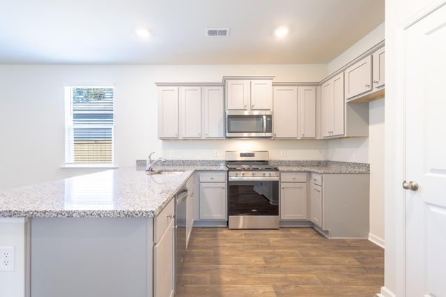 772 Long Bluff Road, Summerville, SC 29486