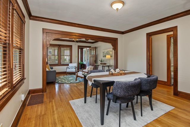 956 Winslow Avenue, West Saint Paul, MN 55118