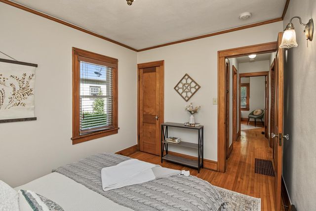 956 Winslow Avenue, West Saint Paul, MN 55118