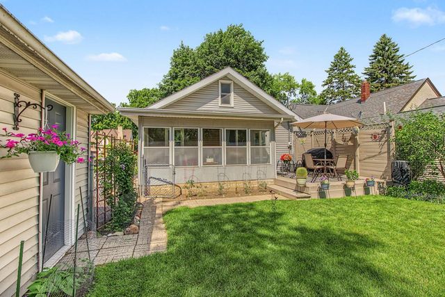 956 Winslow Avenue, West Saint Paul, MN 55118