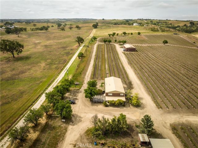 5575 El Pomar, Templeton, CA 93465