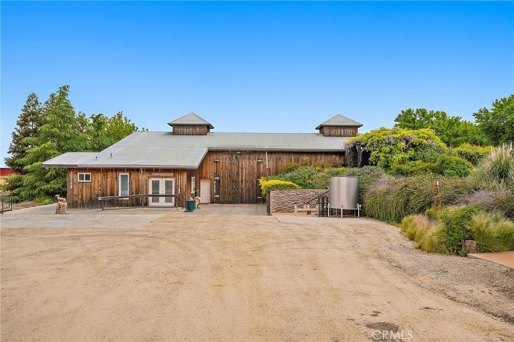 5575 El Pomar, Templeton, CA 93465
