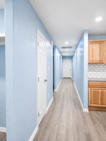 610 W Austin Street, Paris, TX 75460
