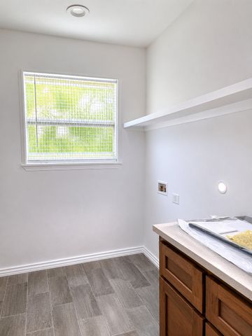 610 W Austin Street, Paris, TX 75460