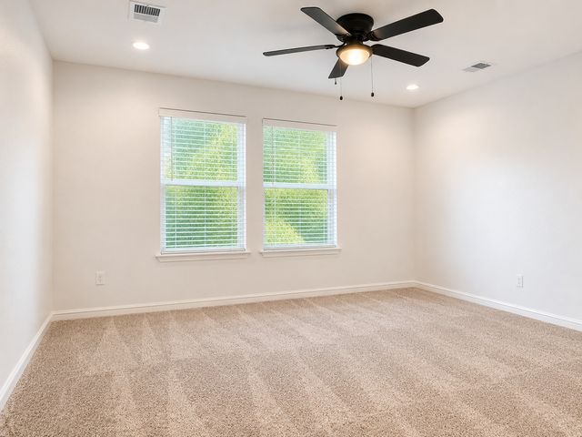 610 W Austin Street, Paris, TX 75460