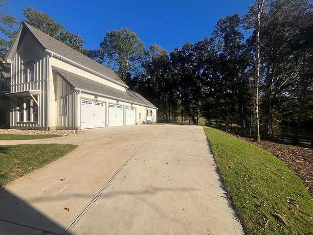 2200 Upper Burris Road, Canton, GA 30114