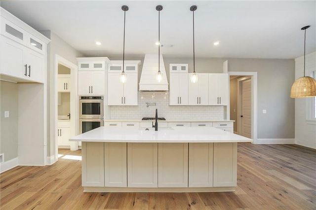 2200 Upper Burris Road, Canton, GA 30114