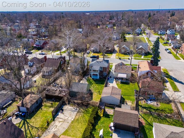 16600 Avon Avenue, Detroit, MI 48219