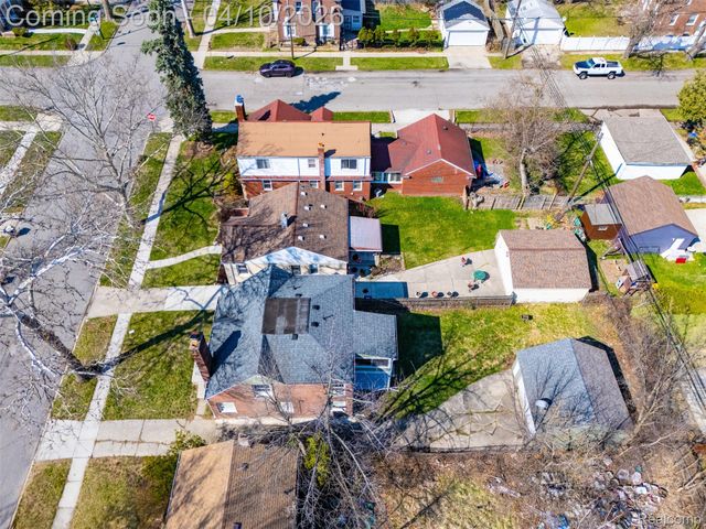 16600 Avon Avenue, Detroit, MI 48219
