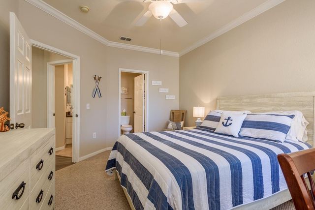 2141 PORTOFINO PLACE 8-2828, Palm Harbor, FL 34683