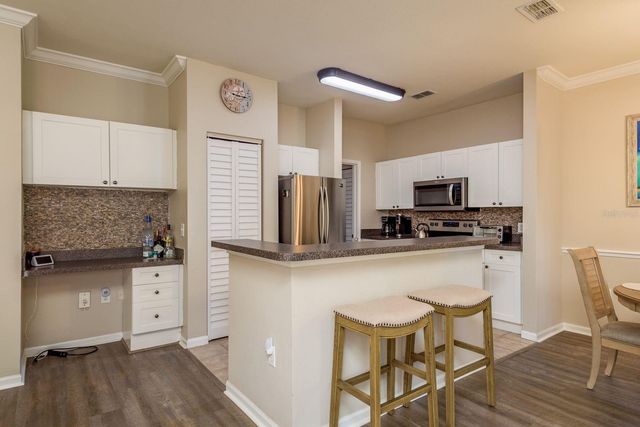 2141 PORTOFINO PLACE 8-2828, Palm Harbor, FL 34683