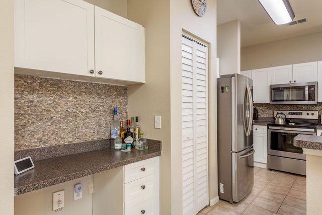 2141 PORTOFINO PLACE 8-2828, Palm Harbor, FL 34683