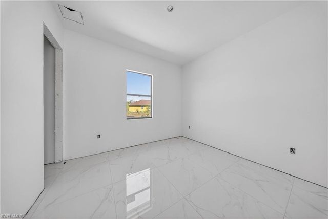 1211 Delores ST E, Lehigh Acres, FL 33974