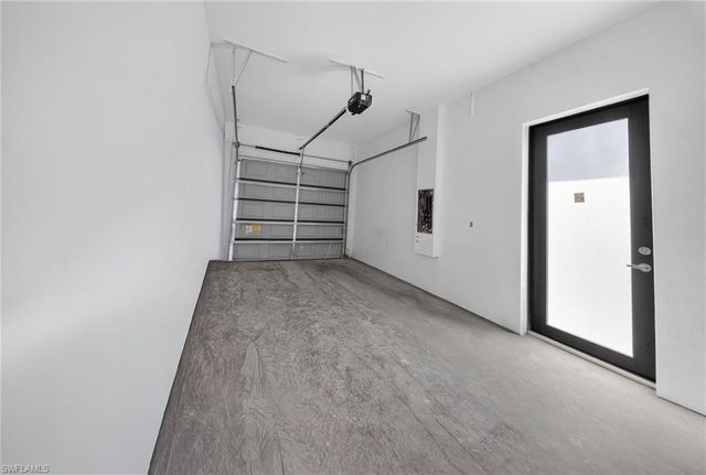 1211 Delores ST E, Lehigh Acres, FL 33974