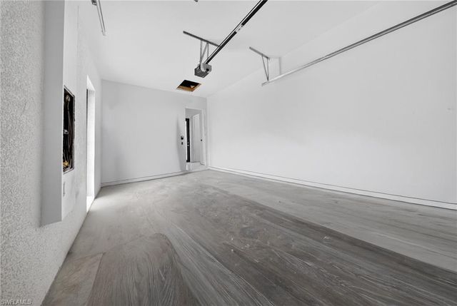 1211 Delores ST E, Lehigh Acres, FL 33974