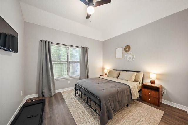 11307 Alcott Drive, Montgomery, TX 77356
