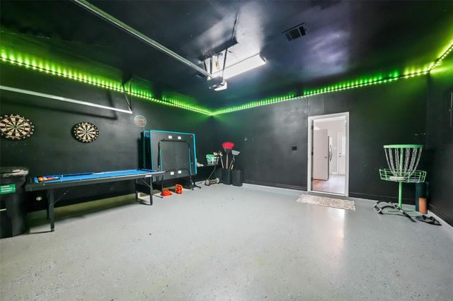 11307 Alcott Drive, Montgomery, TX 77356