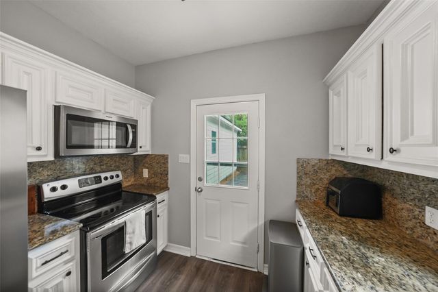 11307 Alcott Drive, Montgomery, TX 77356