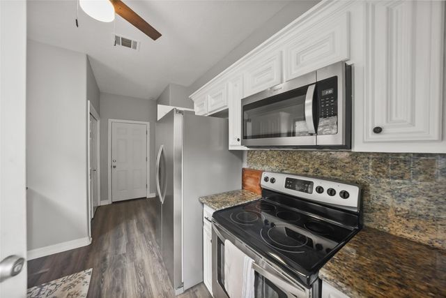 11307 Alcott Drive, Montgomery, TX 77356