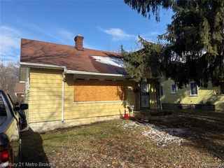 2918 Mackin Road, Flint, MI 48504