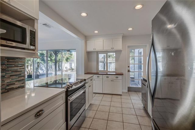 149 PINEWOOD AVENUE, Clearwater, FL 33765