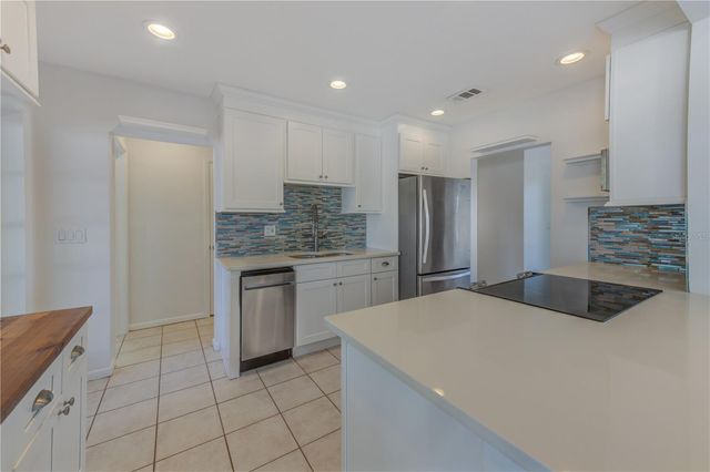 149 PINEWOOD AVENUE, Clearwater, FL 33765