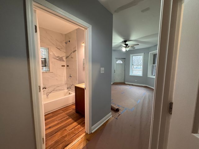 5323 S Damen Avenue 1FL, Chicago, IL 60609