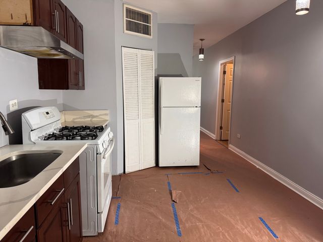 5323 S Damen Avenue 1FL, Chicago, IL 60609