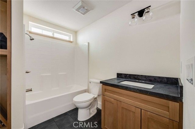 127 E Foothill Boulevard C, Glendora, CA 91741