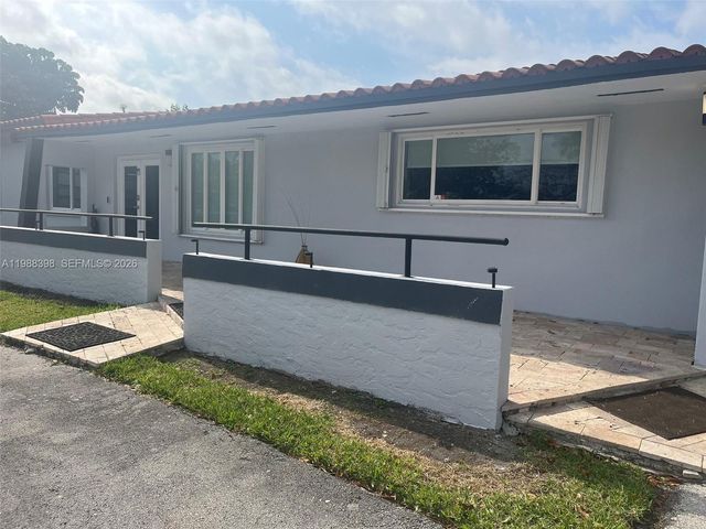 9260 SW 164th St, Palmetto Bay, FL 33157