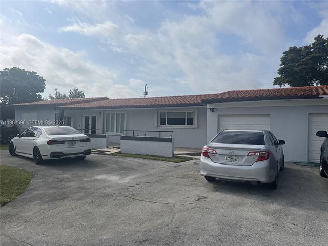 9260 SW 164th St, Palmetto Bay, FL 33157